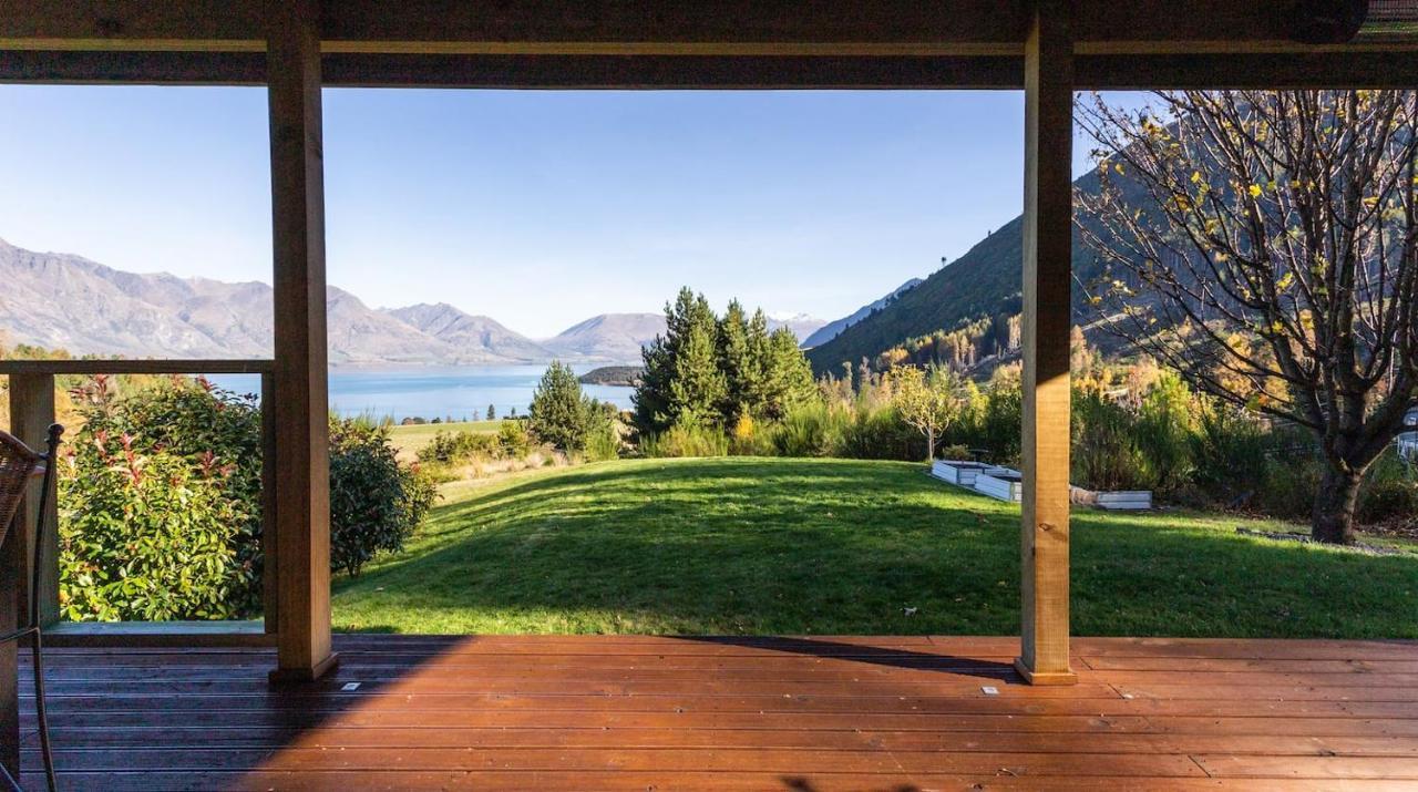 Private Cottage With Spa And Amazing Lake Views Closeburn 외부 사진